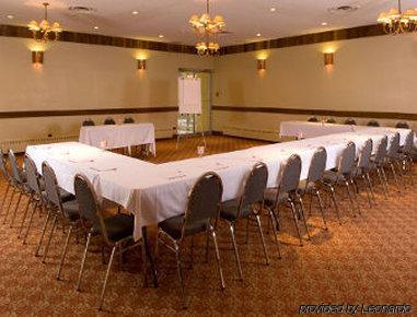 Ramada By Wyndham Downtown Hotel DEN