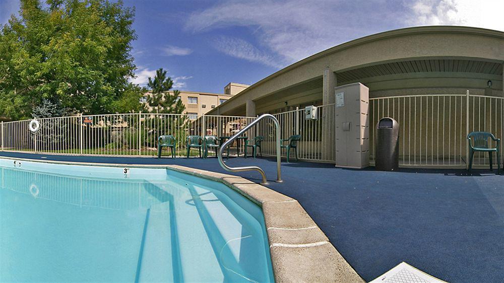 Hotel Ramada By Wyndham Downtown DEN